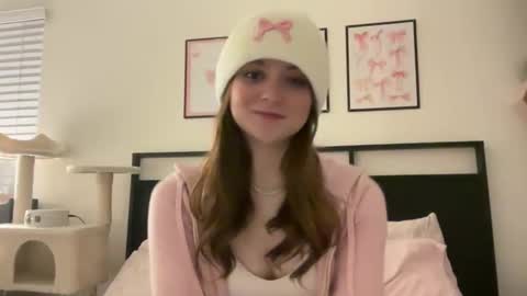 Molly Moon online show from 02/14/26, 08:11