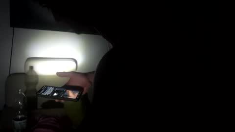 Snapshot of molnaratti14 chatting on 03/03/25, 04:14 Oszkr online show from 03/03/25, 04:14