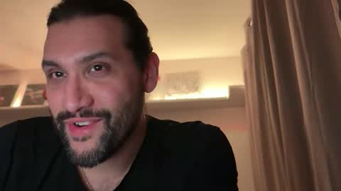 molten_escargot online show from 12/16/24, 10:08