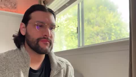 molten_escargot online show from 12/18/24, 11:08