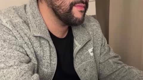 molten_escargot online show from 11/23/25, 04:01