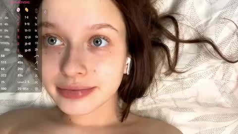 Hermina  online show from 04/15/26, 07:58