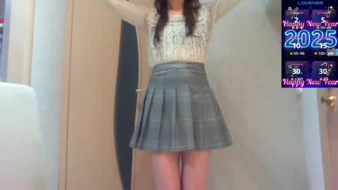 Hailey online show from 01/05/25, 02:38