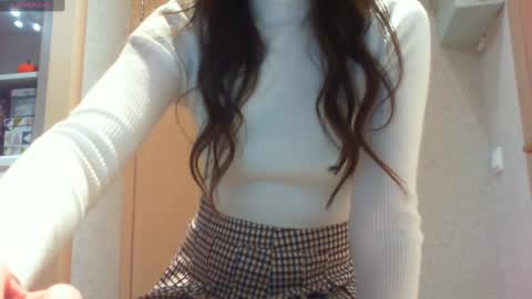 Hailey online show from 02/16/25, 09:05