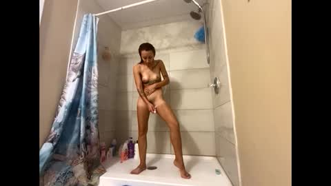 Snapshot of mommyswett chatting on 11/25/25, 09:59 mommyswett online show from 11/25/25, 09:59