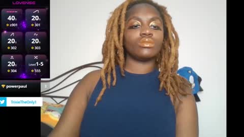 Snapshot of mommytrixie chatting on 09/27/25, 11:21 Mommy Trixie online show from 09/27/25, 11:21