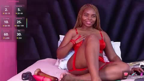 Snapshot of mommywebcam chatting on 10/29/25, 02:58 DINAH online show from 10/29/25, 02:58