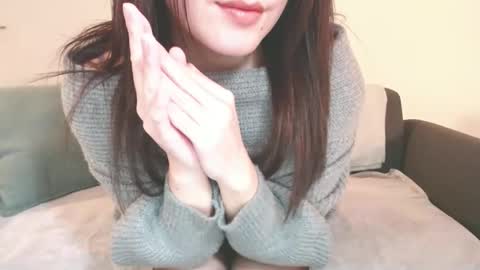 Momo online show from 01/15/25, 08:58