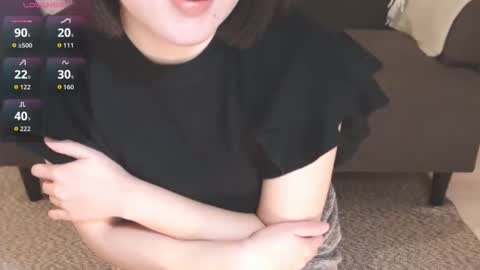 Momo online show from 09/25/25, 12:36