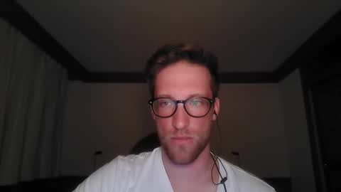 moms_little_monster online show from 11/05/25, 09:26