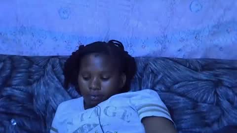 momsdoll online show from 02/03/26, 06:22