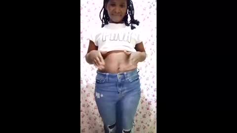 momsdoll online show from 05/30/26, 12:57