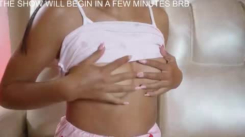 Snapshot of momteachsex chatting on 02/12/26, 02:01 Sandra online show from 02/12/26, 02:01