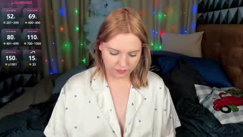 mon1ca_jones online show from 01/17/26, 09:03