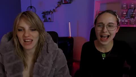 Mona  online show from 04/18/26, 06:56