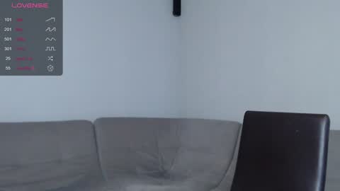 Snapshot of mona_saxxx chatting on 12/21/24, 12:38 Hey Guys im Mona. PVT is Open Please Make me CUM online show from 12/21/24, 12:38