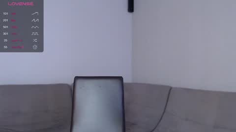 Snapshot of mona_saxxx chatting on 12/24/24, 11:38 Hey Guys im Mona. PVT is Open Please Make me CUM online show from 12/24/24, 11:38