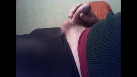 Snapshot of monaro6 chatting on 12/26/24, 11:10 monaro6 online show from 12/26/24, 11:10
