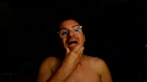 Snapshot of mondess69 chatting on 08/02/26, 04:00 mondess69 online show from 08/02/26, 04:00
