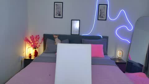 moneyforpeaches online show from 05/15/26, 05:31