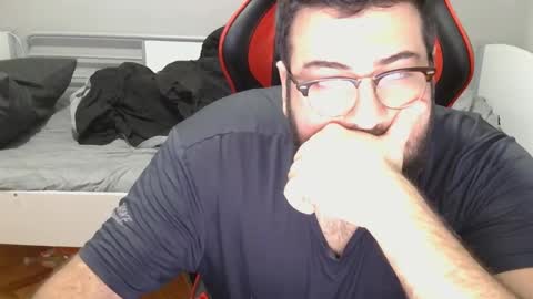 Snapshot of moneyman__24 chatting on 12/29/24, 02:52 Mert online show from 12/29/24, 02:52