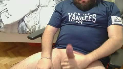 Snapshot of moneyman__24 chatting on 01/21/25, 11:34 Mert online show from 01/21/25, 11:34