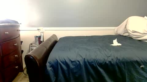 Snapshot of moneymanboy chatting on 09/22/25, 09:06 11nchmonster online show from 09/22/25, 09:06