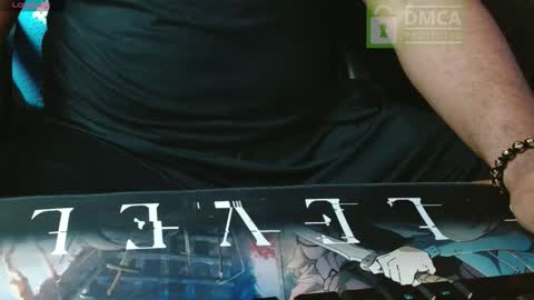 Snapshot of moneyshotxxx90 chatting on 11/05/25, 04:23 MoneyshotXXX online show from 11/05/25, 04:23