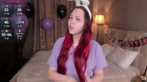 Snapshot of monica__queen chatting on 10/24/25, 05:04 Monica online show from 10/24/25, 05:04