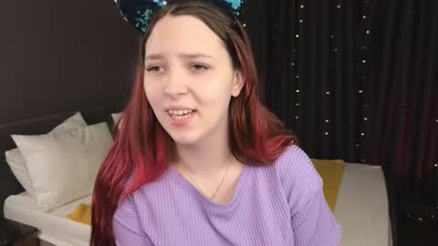 Snapshot of monica__queen chatting on 11/11/25, 05:07 Monica online show from 11/11/25, 05:07