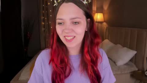 Snapshot of monica__queen chatting on 11/15/25, 05:27 Monica online show from 11/15/25, 05:27