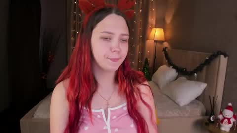 Snapshot of monica__queen chatting on 11/28/25, 05:32 Monica online show from 11/28/25, 05:32