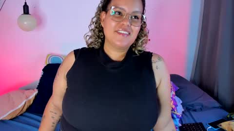 Snapshot of monica_bbw_ chatting on 02/17/25, 09:41 aleja independent model online show from 02/17/25, 09:41
