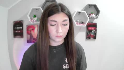 Snapshot of monica_sweets chatting on 09/10/25, 06:02 sweet girl and shine body online show from 09/10/25, 06:02