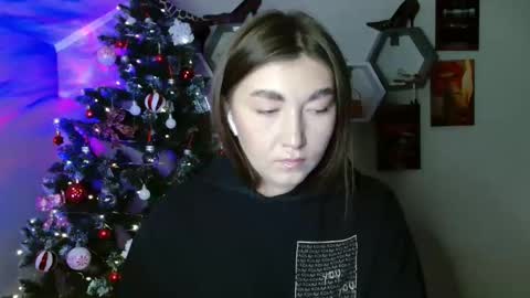 sweet girl and shine body online show from 11/21/25, 10:03