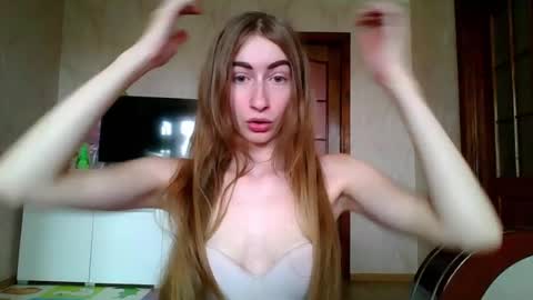 Snapshot of monica_tamayo chatting on 07/15/26, 11:37 Monica online show from 07/15/26, 11:37