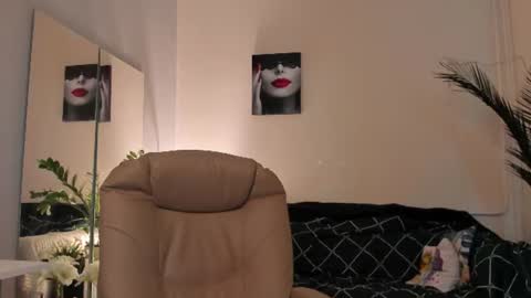 Snapshot of monica_vi chatting on 06/11/26, 06:55 Monica online show from 06/11/26, 06:55