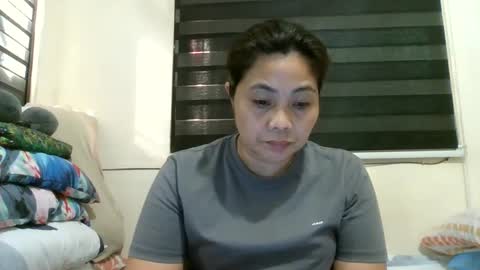 monicabrave79 online show from 02/05/25, 07:39