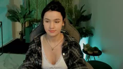 monica online show from 01/09/26, 02:31