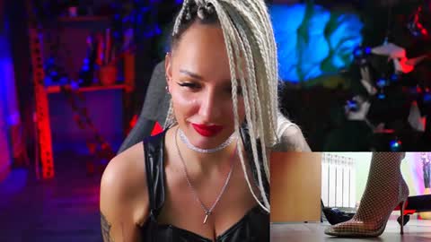 Snapshot of monicamaxwel chatting on 01/13/25, 06:49 Monika online show from 01/13/25, 06:49