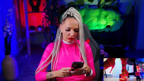 Snapshot of monicamaxwel chatting on 01/23/25, 02:50 Monika online show from 01/23/25, 02:50