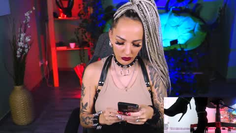 Snapshot of monicamaxwel chatting on 02/04/25, 11:16 Monika online show from 02/04/25, 11:16