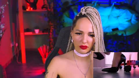Snapshot of monicamaxwel chatting on 02/06/25, 06:35 Monika online show from 02/06/25, 06:35