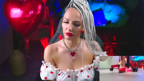 Snapshot of monicamaxwel chatting on 02/14/25, 11:53 Monika online show from 02/14/25, 11:53