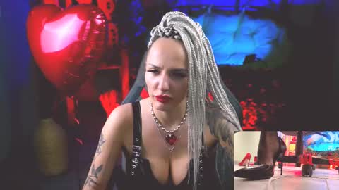 Snapshot of monicamaxwel chatting on 02/15/25, 03:39 Monika online show from 02/15/25, 03:39