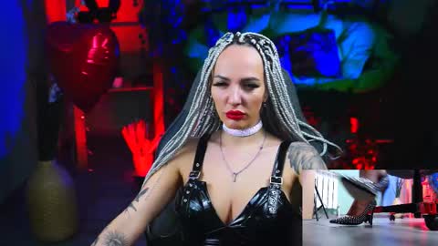 Snapshot of monicamaxwel chatting on 02/17/25, 11:55 Monika online show from 02/17/25, 11:55