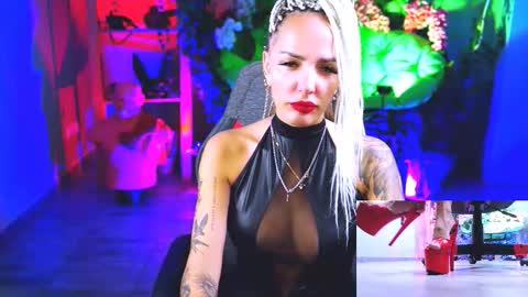 Snapshot of monicamaxwel chatting on 09/13/25, 10:59 Monika online show from 09/13/25, 10:59