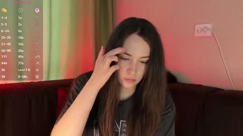 Monica online show from 09/28/25, 10:31