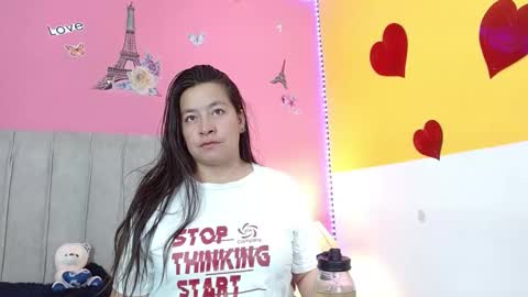 Snapshot of monickhot303av chatting on 11/19/25, 03:17 monickhot303av online show from 11/19/25, 03:17