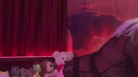 Snapshot of monicutex chatting on 12/07/24, 02:53 Monika online show from 12/07/24, 02:53